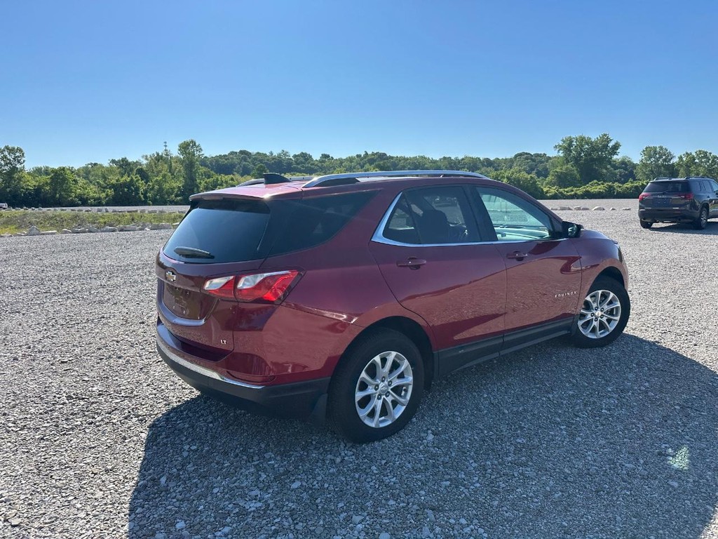 Chevrolet Equinox Vehicle Full-screen Gallery Image 3