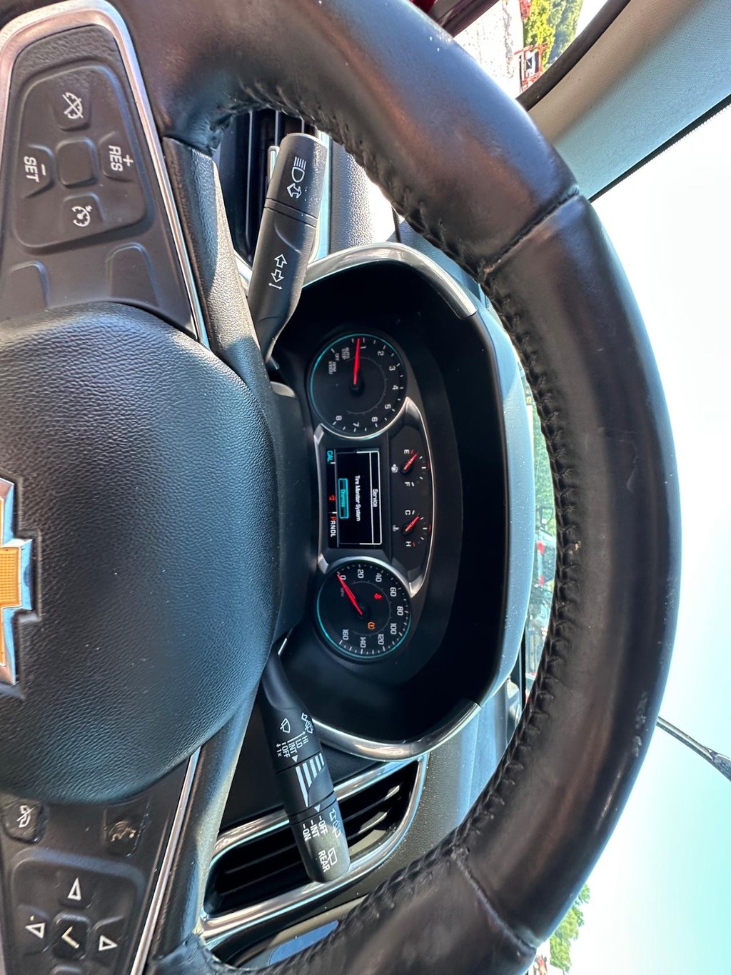 Chevrolet Equinox Vehicle Full-screen Gallery Image 14