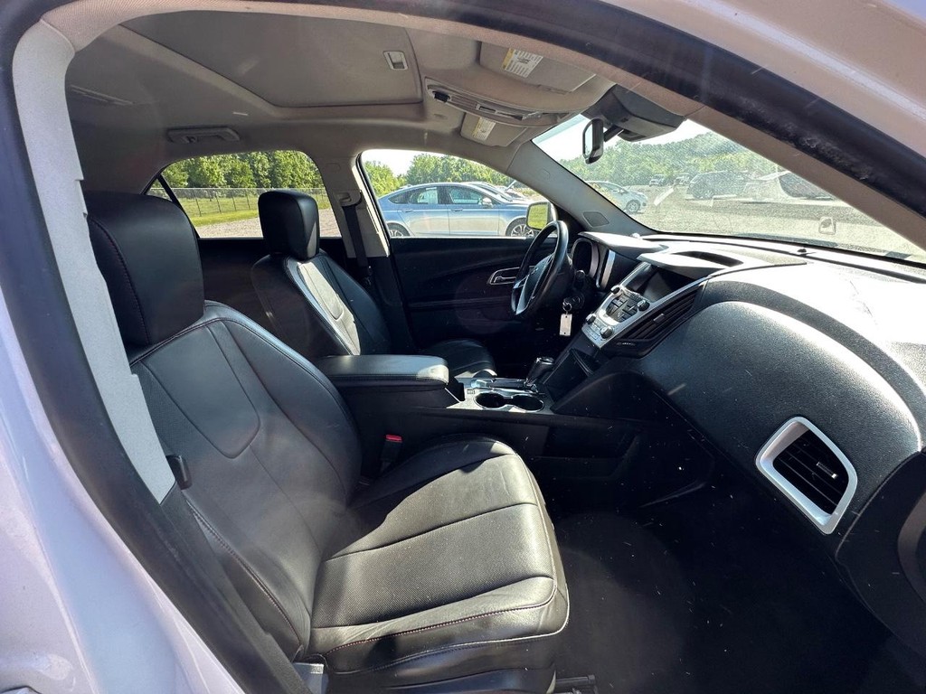 Chevrolet Equinox Vehicle Full-screen Gallery Image 10