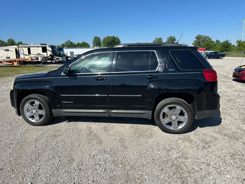 GMC Terrain Vehicle Full-screen Gallery Image 7