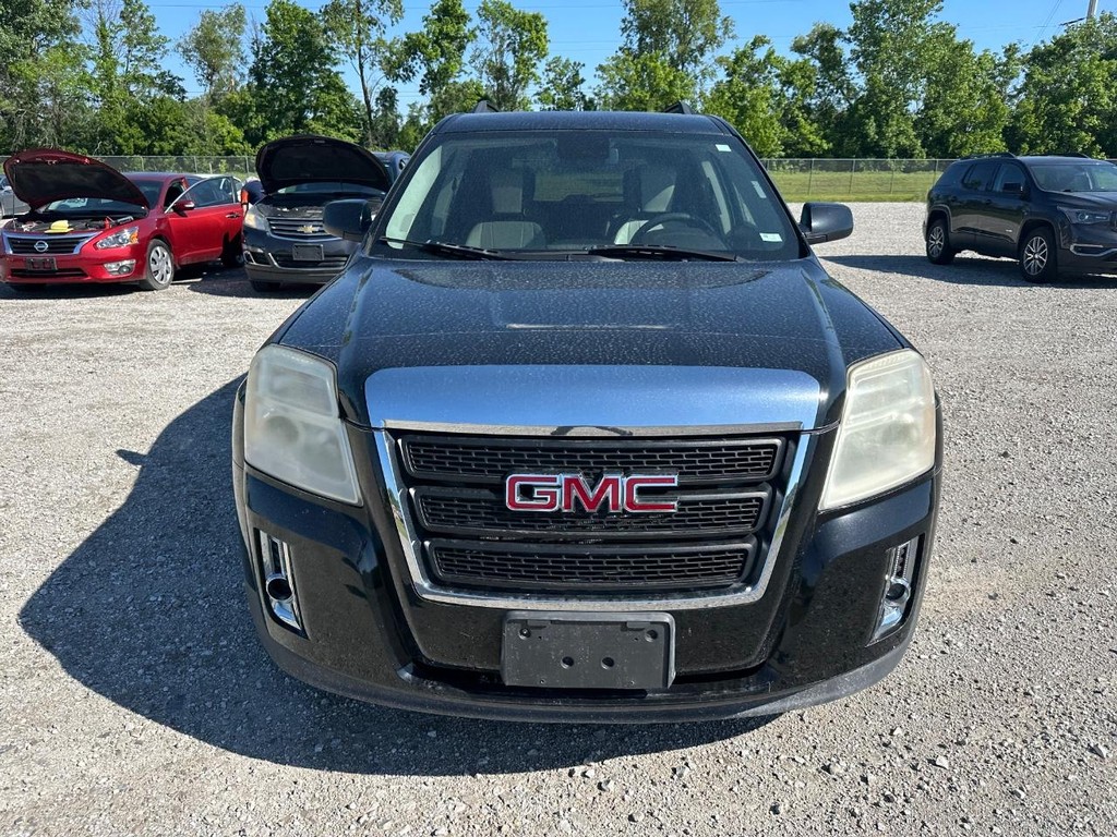 GMC Terrain Vehicle Full-screen Gallery Image 11