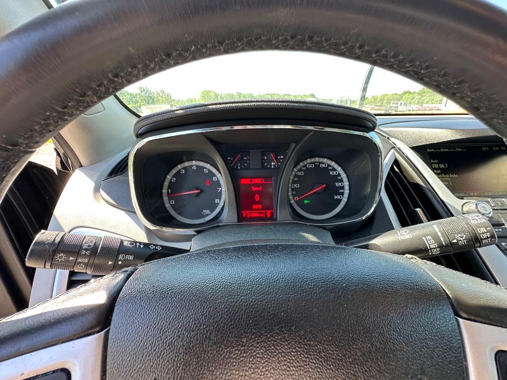GMC Terrain Vehicle Full-screen Gallery Image 15