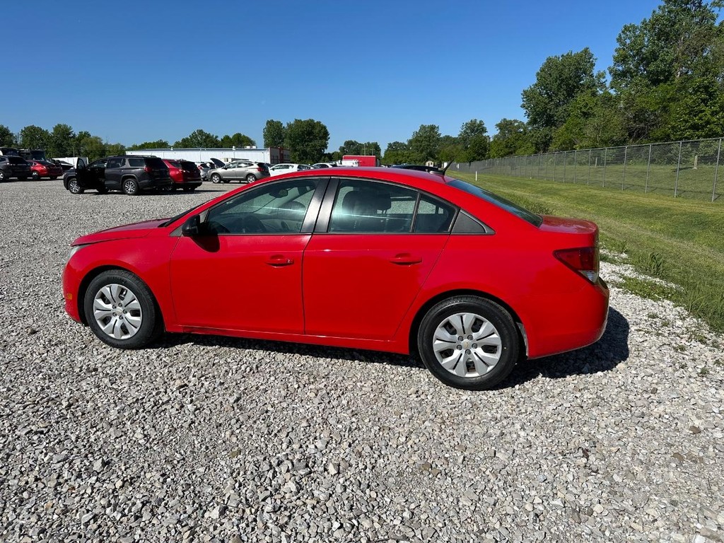 Chevrolet Cruze Vehicle Full-screen Gallery Image 4