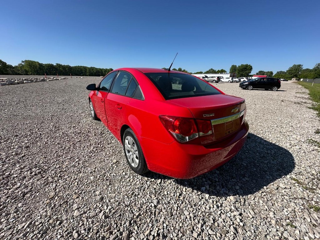 Chevrolet Cruze Vehicle Full-screen Gallery Image 5