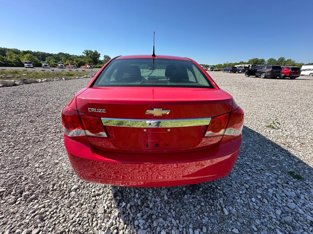 Chevrolet Cruze Vehicle Full-screen Gallery Image 6