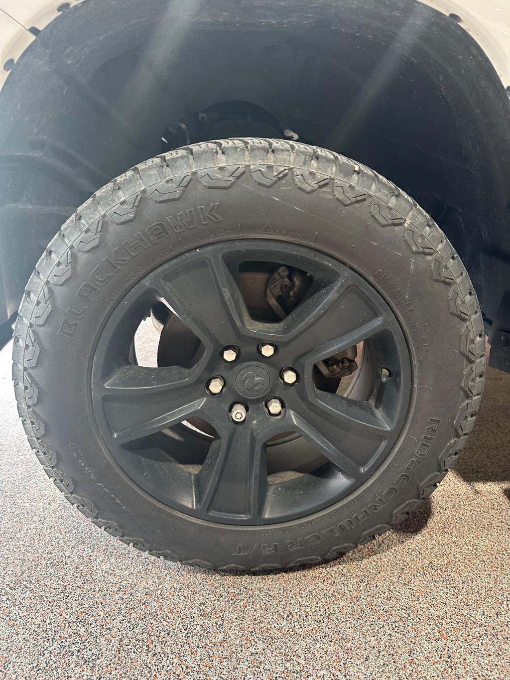 Ram 1500 Vehicle Full-screen Gallery Image 10