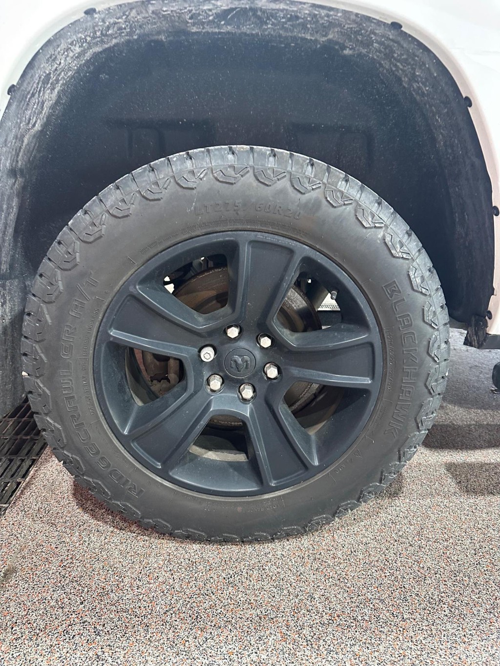 Ram 1500 Vehicle Full-screen Gallery Image 17