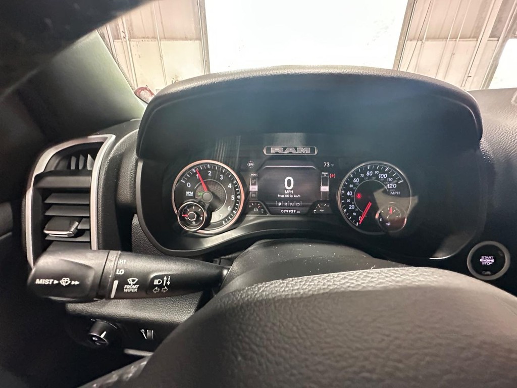 Ram 1500 Vehicle Full-screen Gallery Image 22