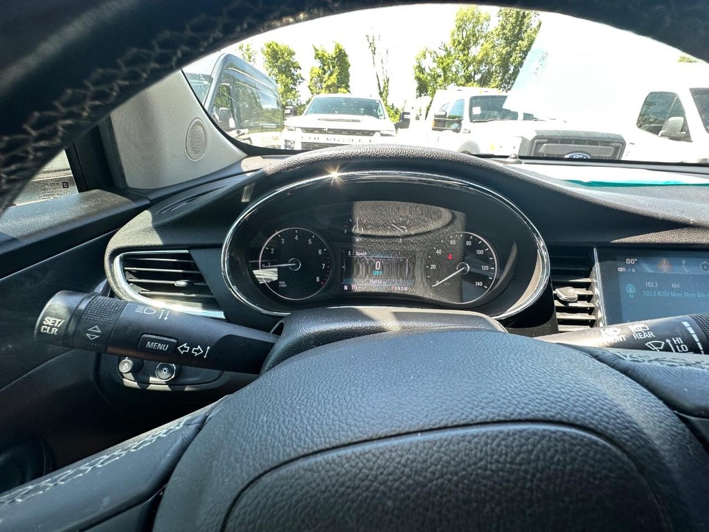 Buick Encore Vehicle Full-screen Gallery Image 16