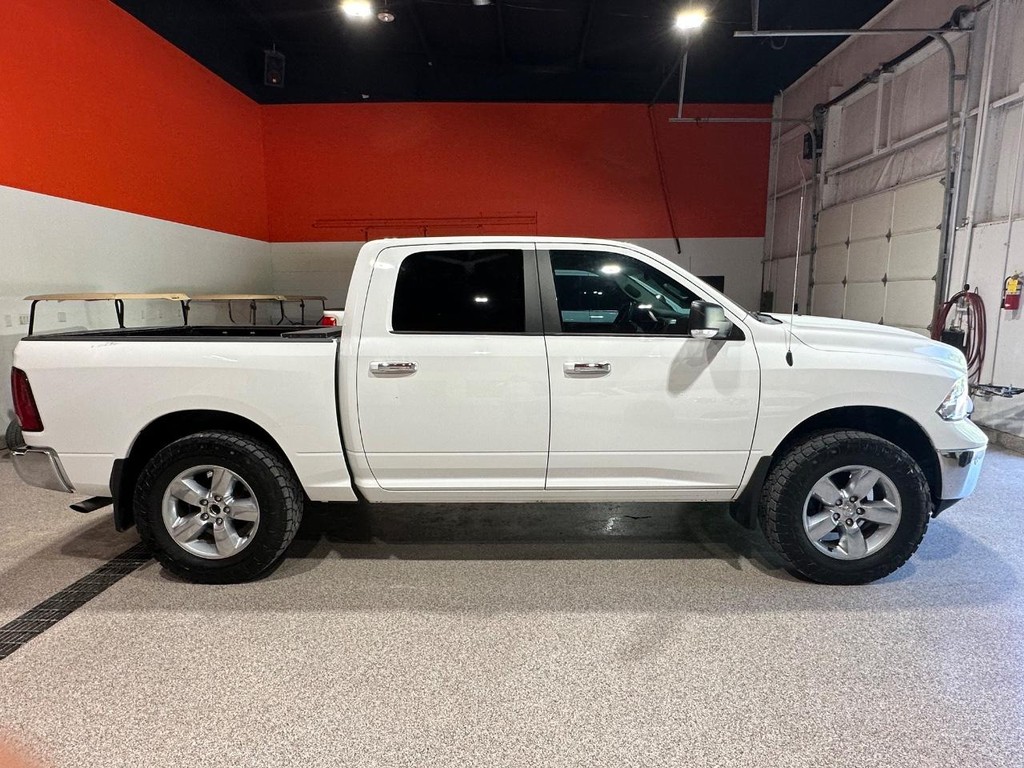Ram 1500 Vehicle Full-screen Gallery Image 6