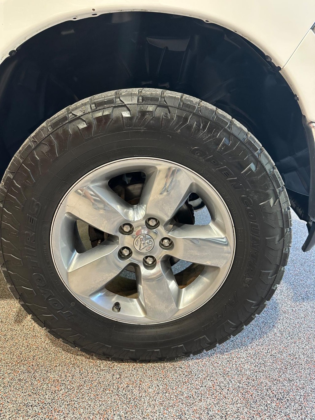 Ram 1500 Vehicle Full-screen Gallery Image 13