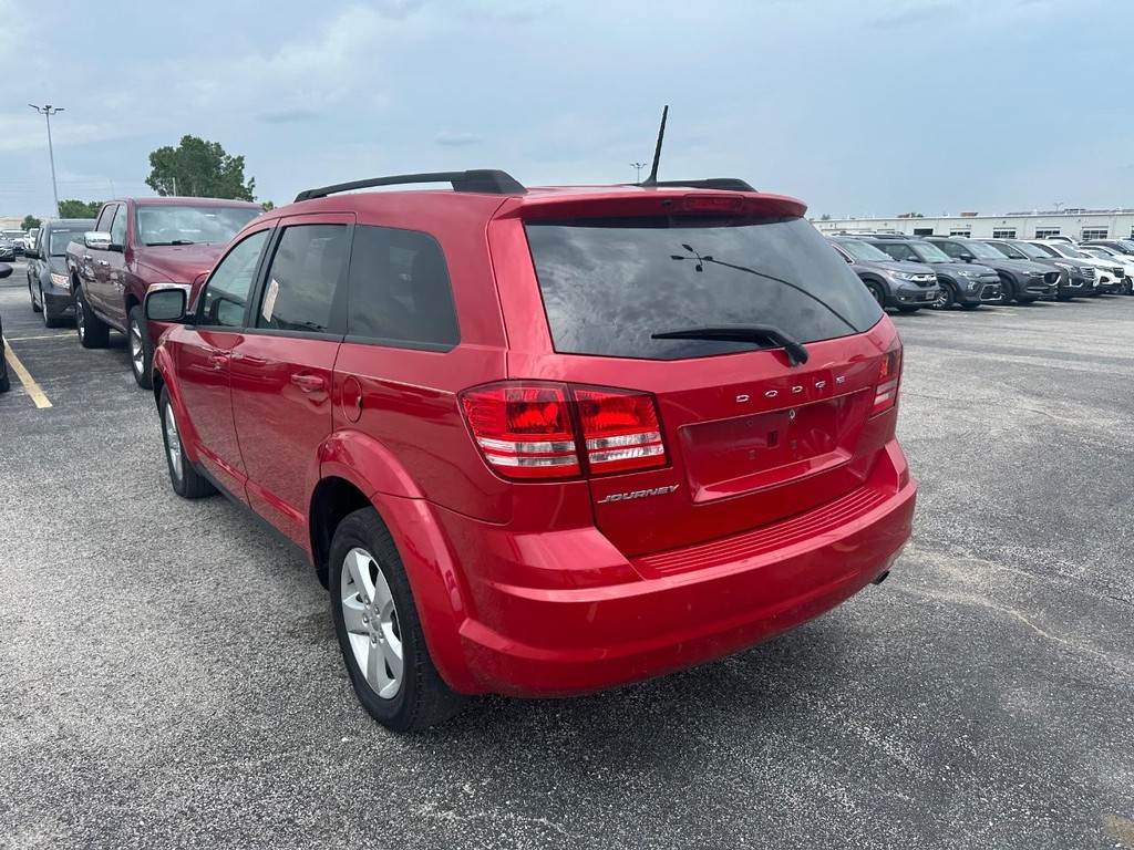 Dodge Journey Vehicle Full-screen Gallery Image 7