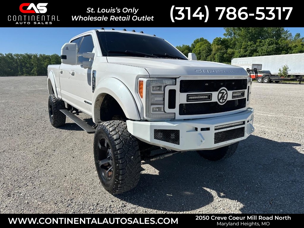 2018 Ford F-250 Platinum 4x4 Crew Cab 8' Box's photo