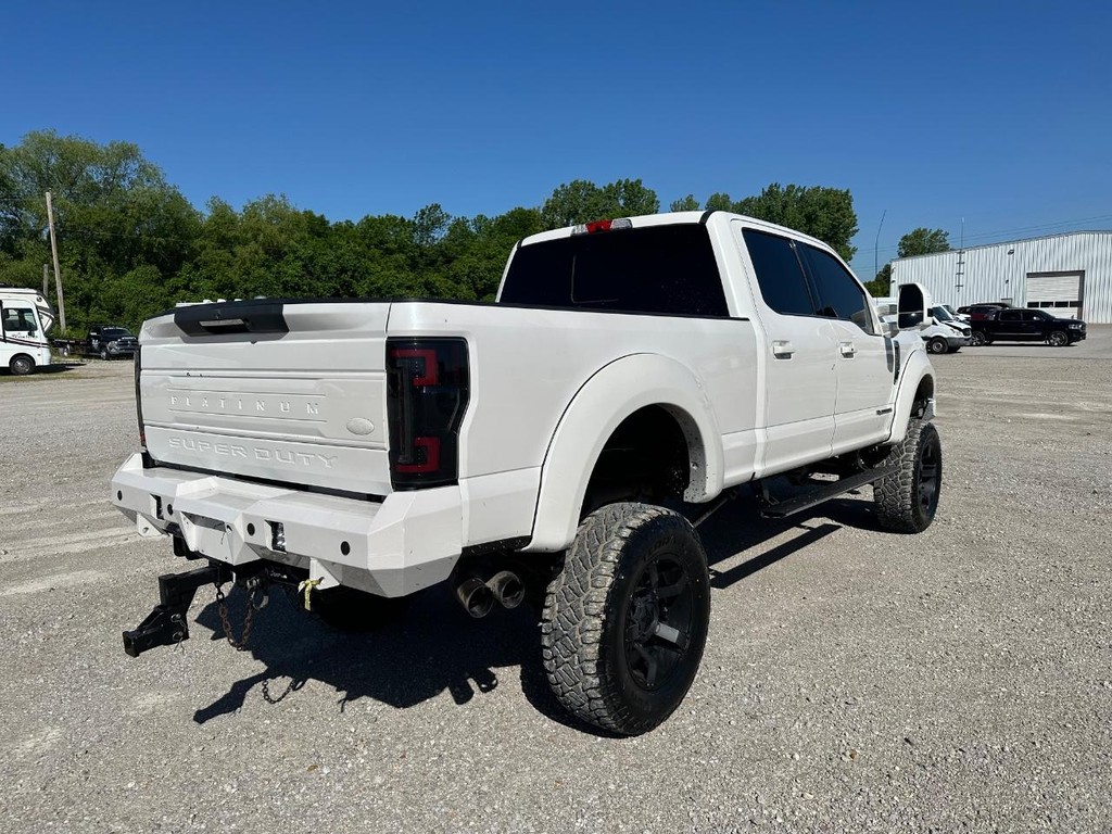 Ford Super Duty F-250 SRW Vehicle Full-screen Gallery Image 3