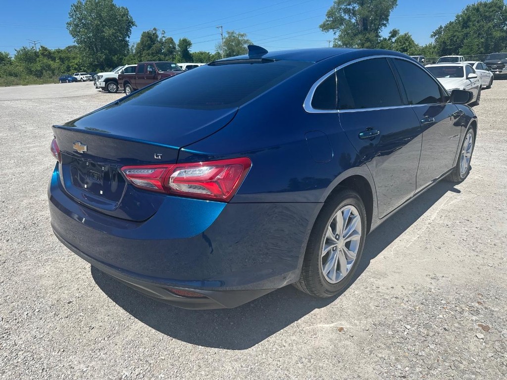 Chevrolet Malibu Vehicle Full-screen Gallery Image 5