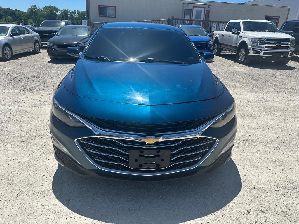 Chevrolet Malibu Vehicle Full-screen Gallery Image 8