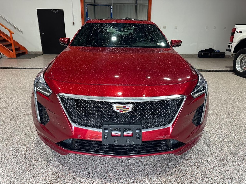 Cadillac CT6 Vehicle Full-screen Gallery Image 06