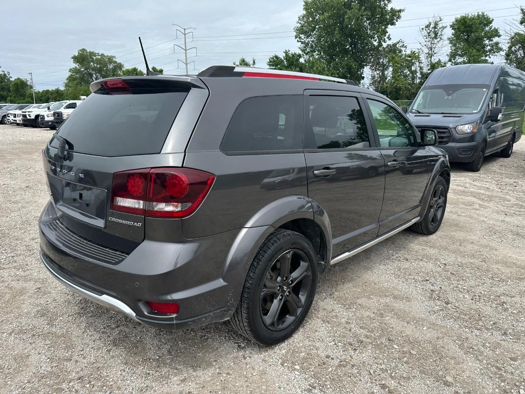 Dodge Journey Vehicle Full-screen Gallery Image 2