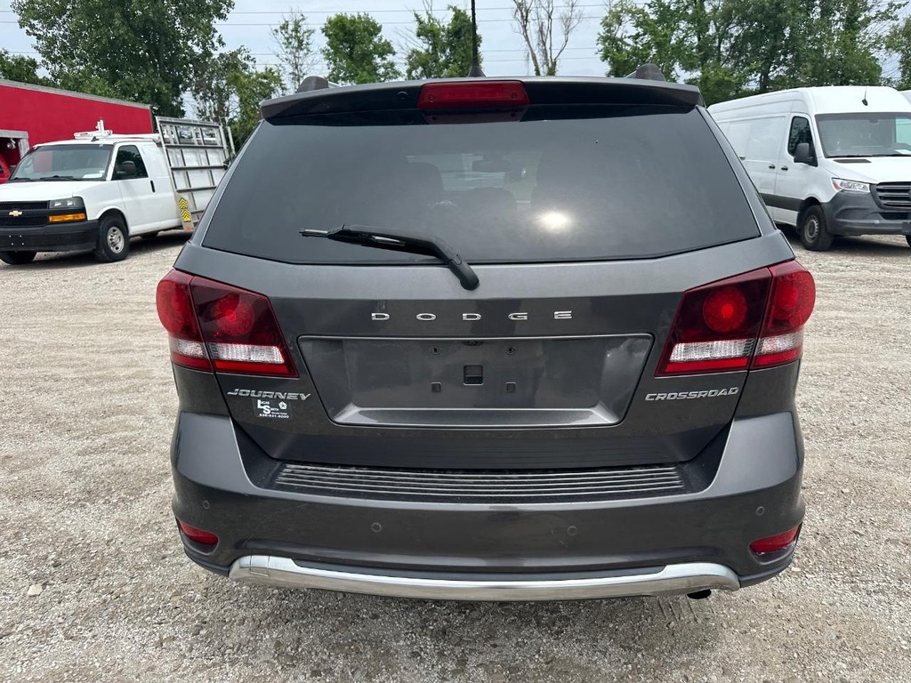 Dodge Journey Vehicle Full-screen Gallery Image 6