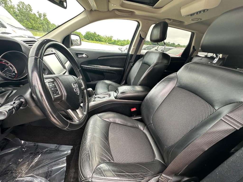 Dodge Journey Vehicle Full-screen Gallery Image 19