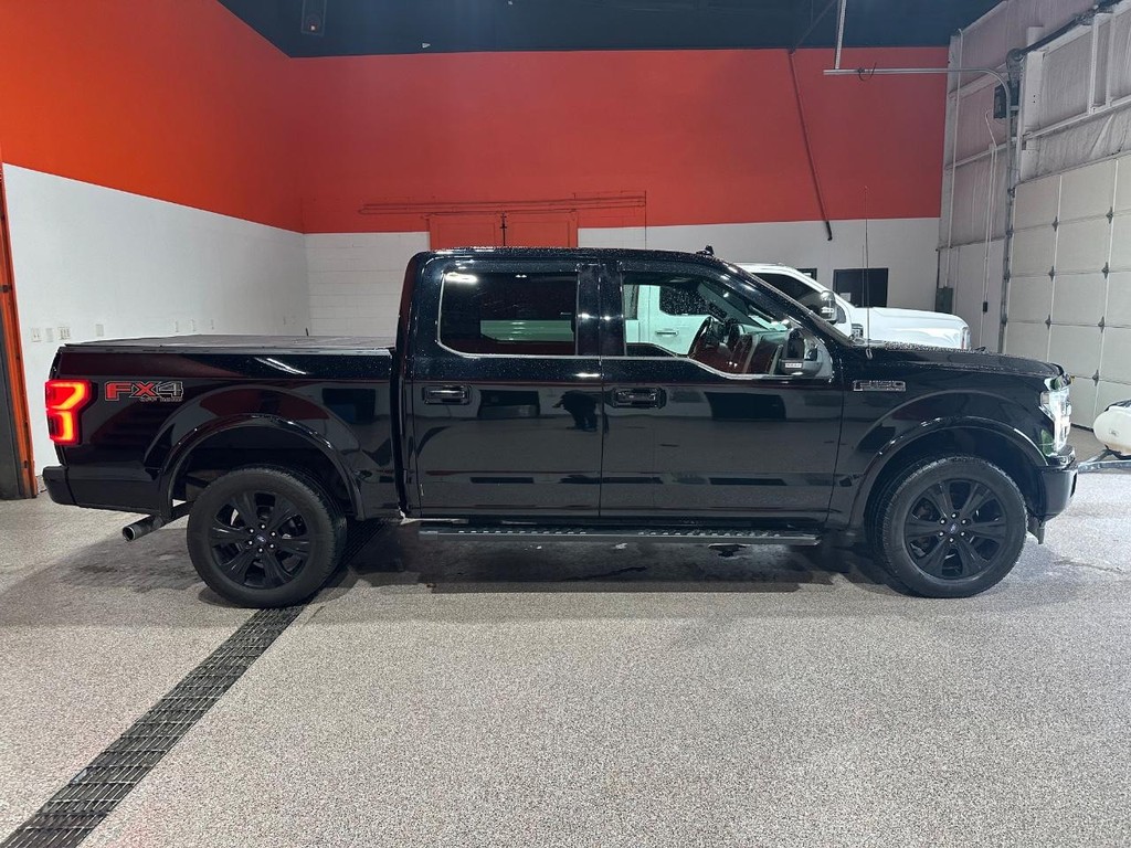 Ford F-150 Vehicle Full-screen Gallery Image 2
