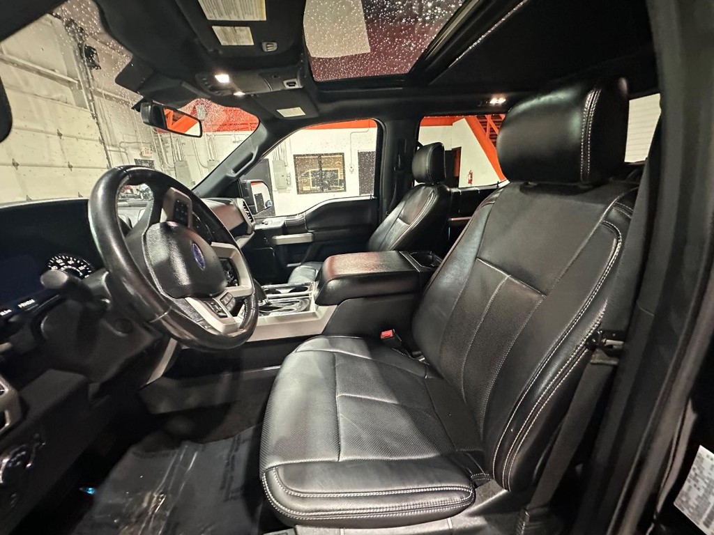 Ford F-150 Vehicle Full-screen Gallery Image 15