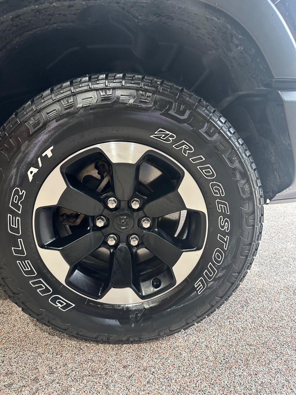 Ram 1500 Vehicle Full-screen Gallery Image 37