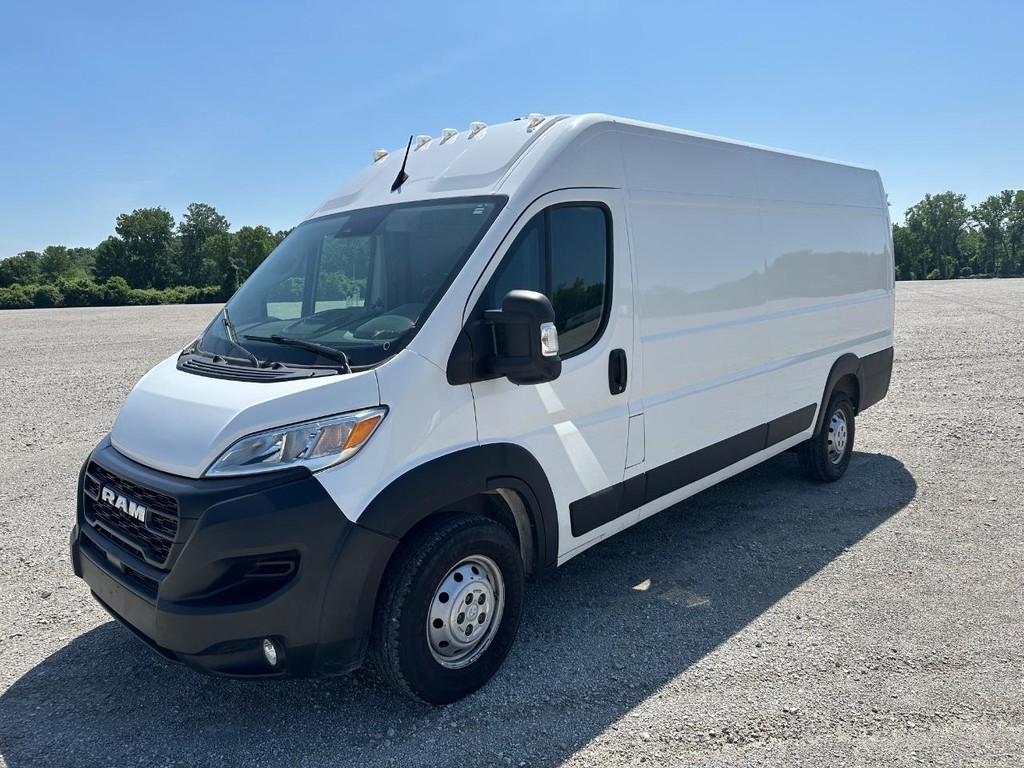 Ram ProMaster Cargo Van Vehicle Full-screen Gallery Image 7