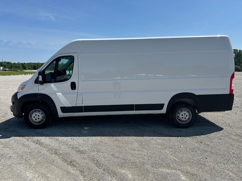 Ram ProMaster Cargo Van Vehicle Full-screen Gallery Image 8