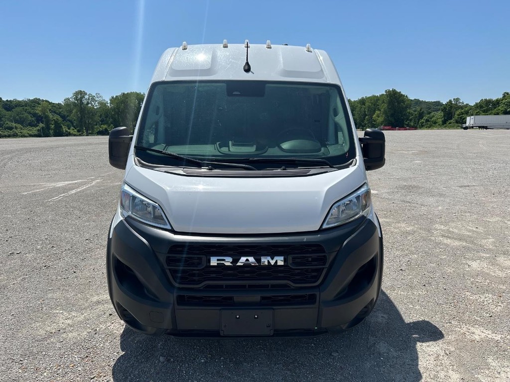 Ram ProMaster Cargo Van Vehicle Full-screen Gallery Image 9