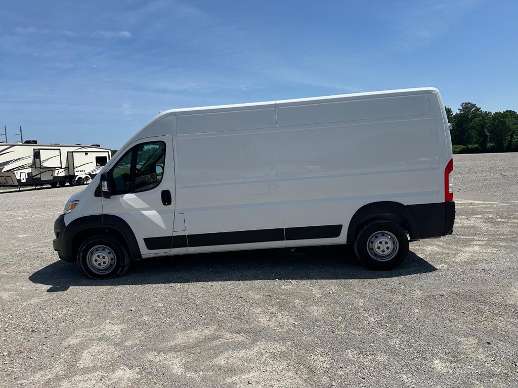 Ram ProMaster Cargo Van Vehicle Full-screen Gallery Image 11