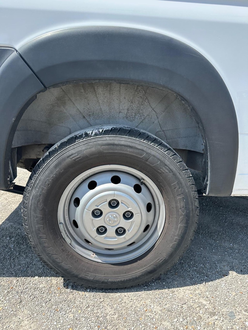 Ram ProMaster Cargo Van Vehicle Full-screen Gallery Image 12