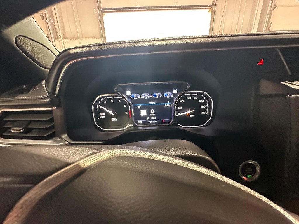 GMC Yukon Vehicle Full-screen Gallery Image 25