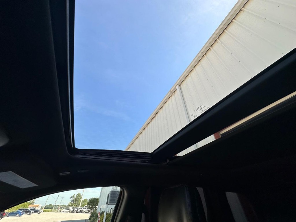Jeep Grand Cherokee Vehicle Full-screen Gallery Image 21