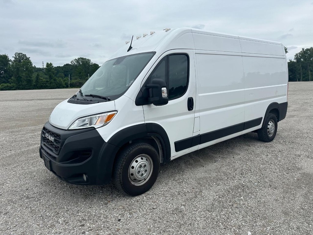 Ram ProMaster Cargo Van Vehicle Full-screen Gallery Image 7