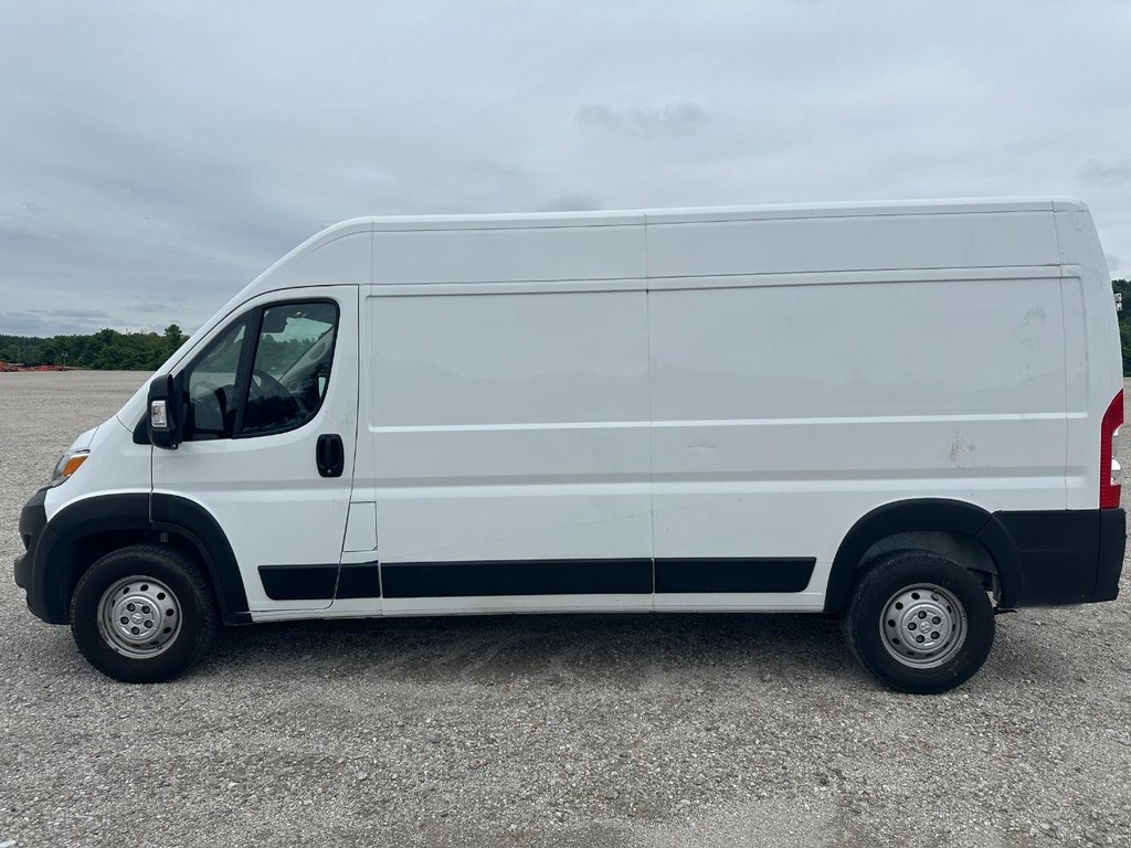 Ram ProMaster Cargo Van Vehicle Full-screen Gallery Image 8