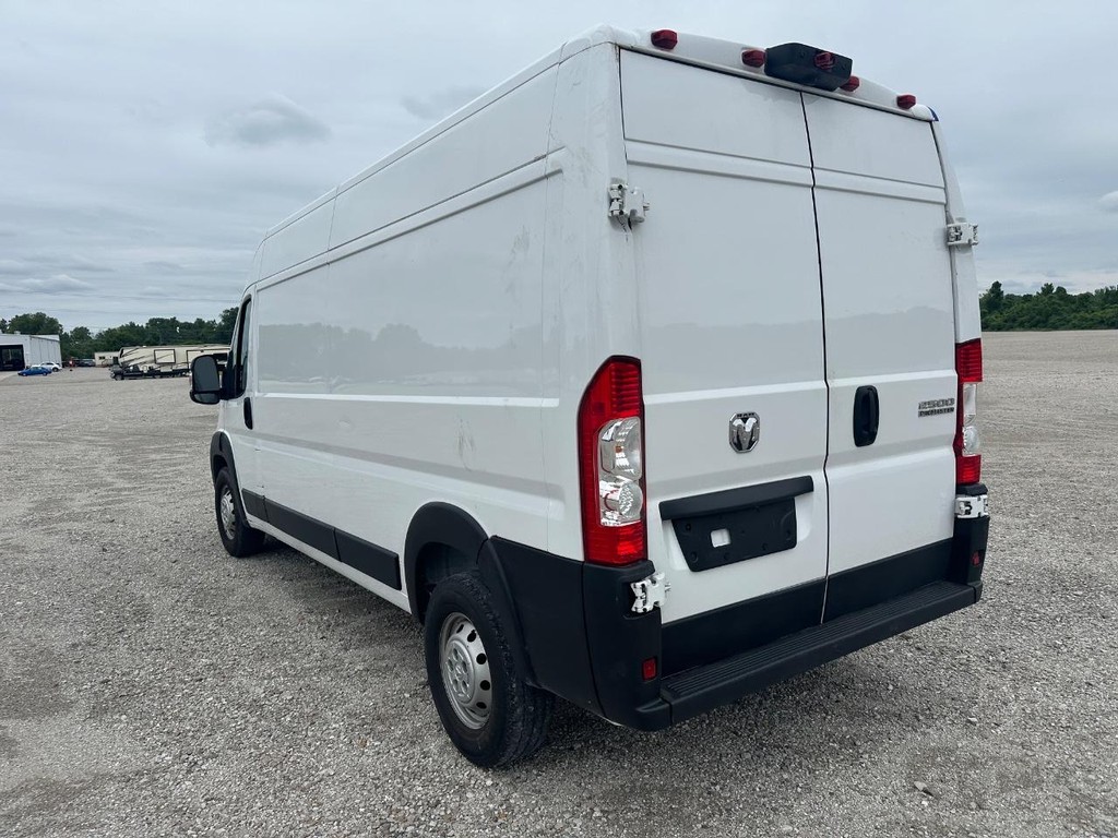 Ram ProMaster Cargo Van Vehicle Full-screen Gallery Image 9