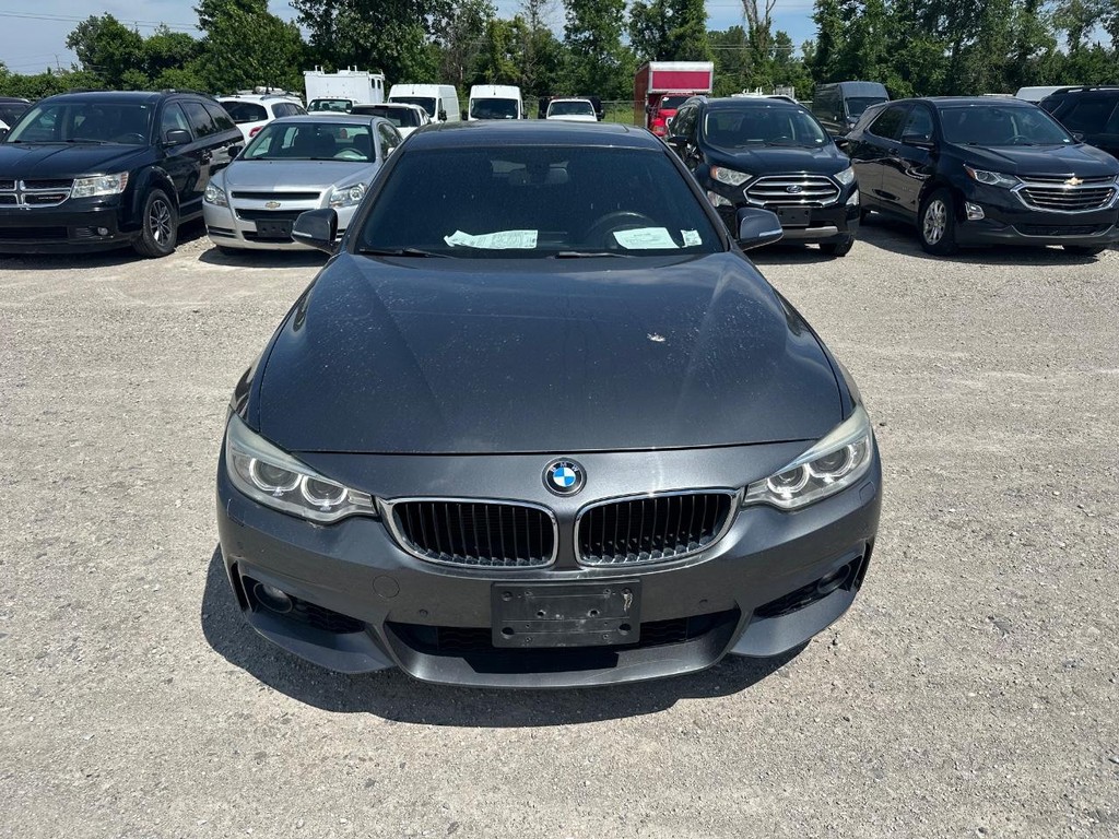 BMW 4 Series Vehicle Full-screen Gallery Image 6