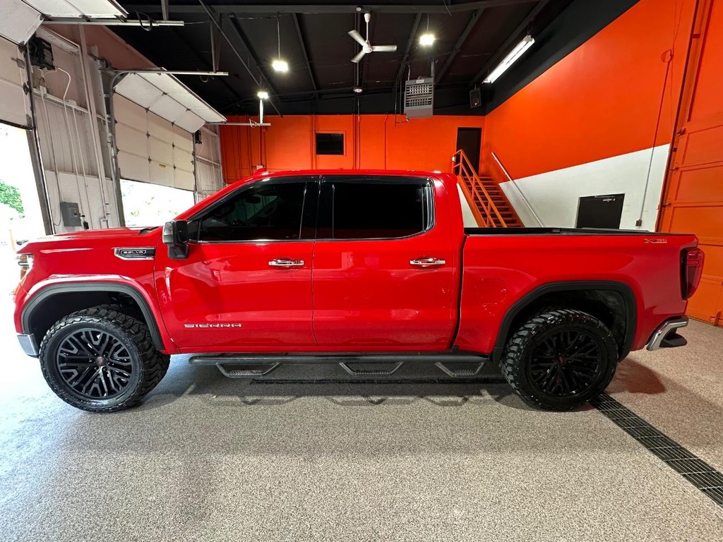 GMC Sierra 1500 Vehicle Full-screen Gallery Image 2