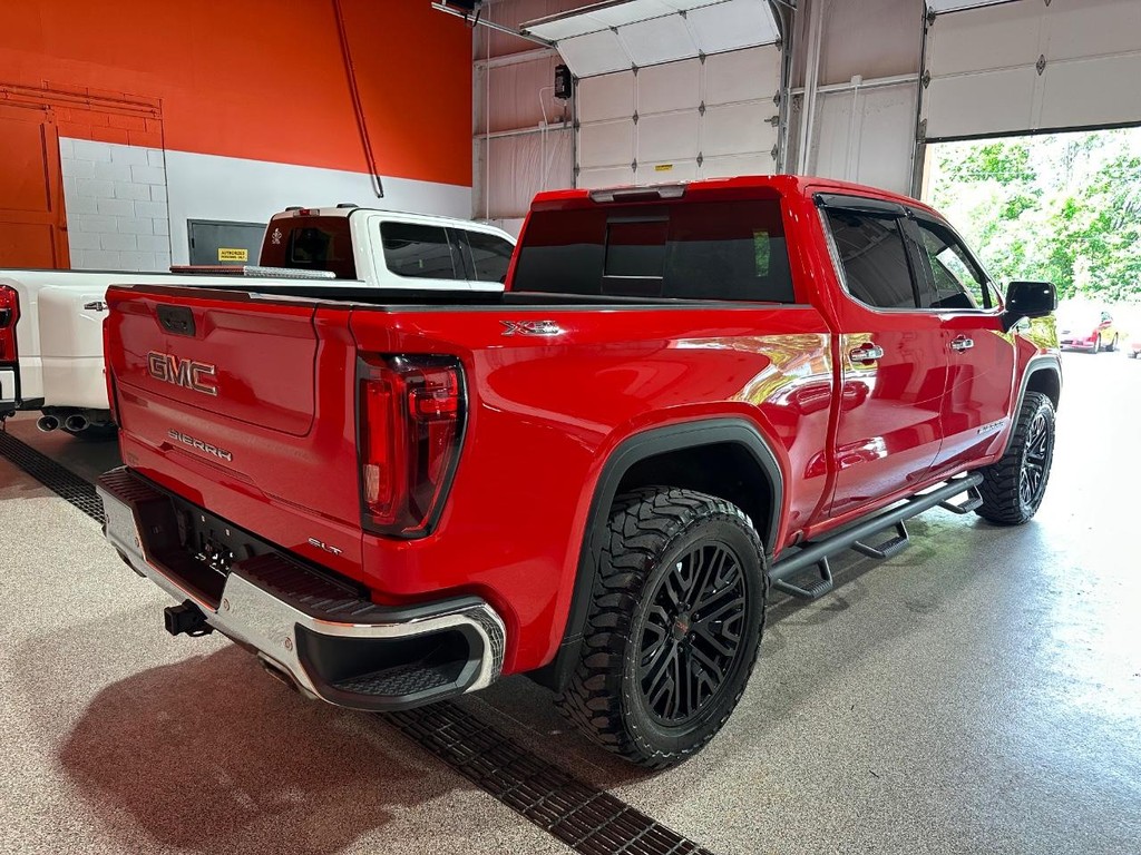 GMC Sierra 1500 Vehicle Full-screen Gallery Image 5