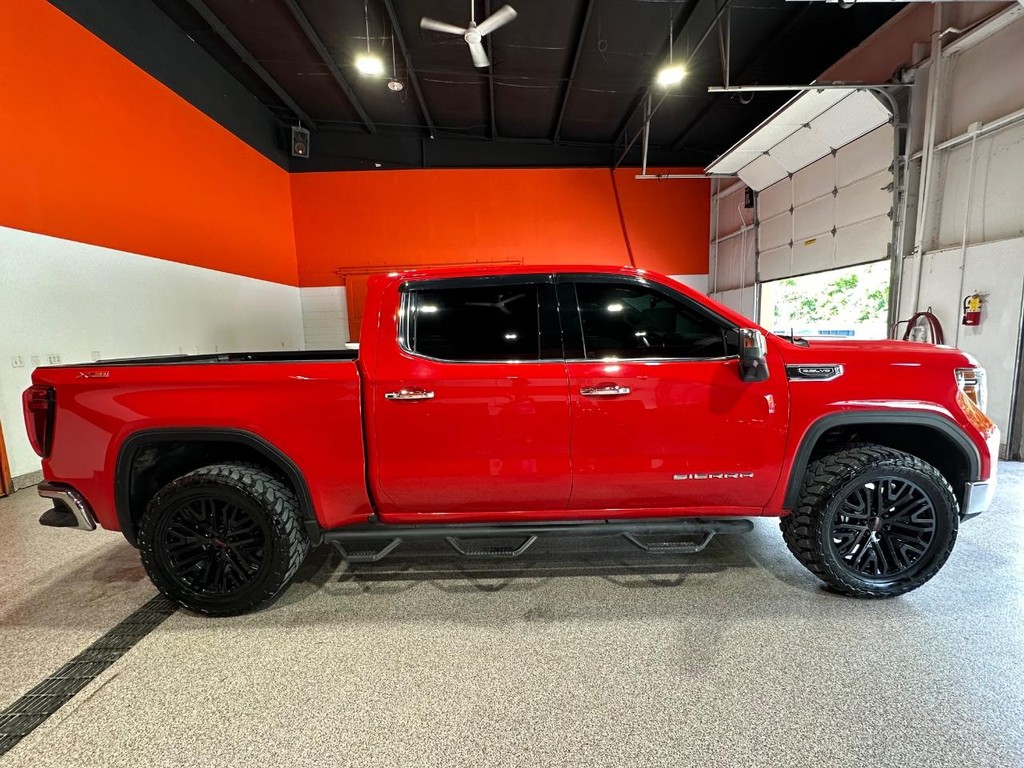 GMC Sierra 1500 Vehicle Full-screen Gallery Image 17