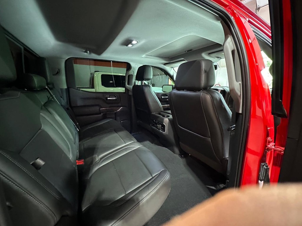 GMC Sierra 1500 Vehicle Full-screen Gallery Image 35