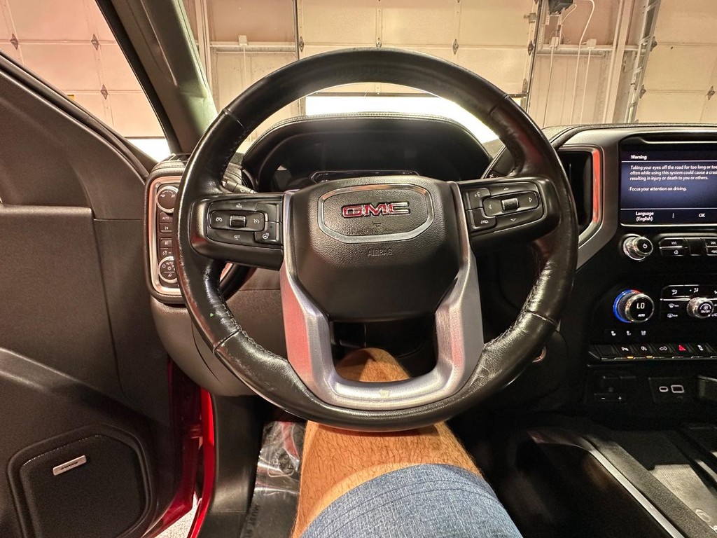 GMC Sierra 1500 Vehicle Full-screen Gallery Image 40