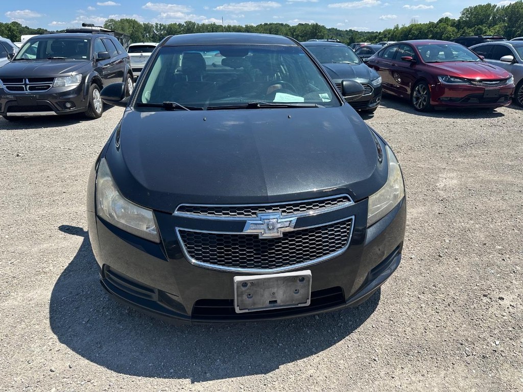 Chevrolet Cruze Vehicle Full-screen Gallery Image 6
