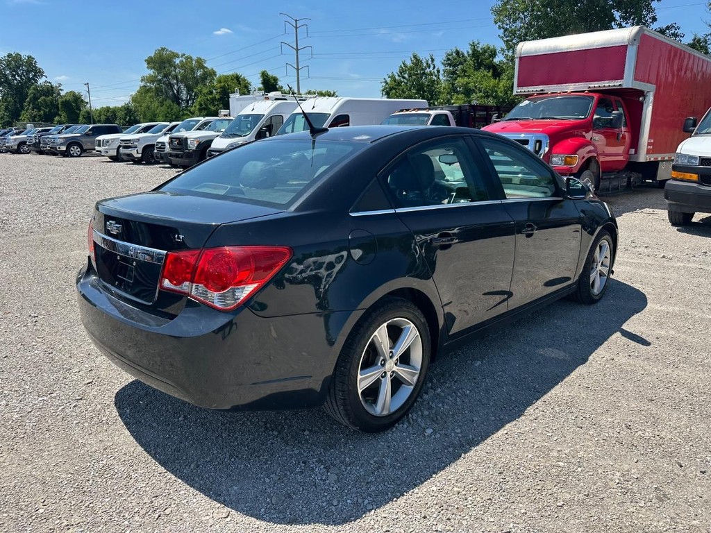 Chevrolet Cruze Vehicle Full-screen Gallery Image 19