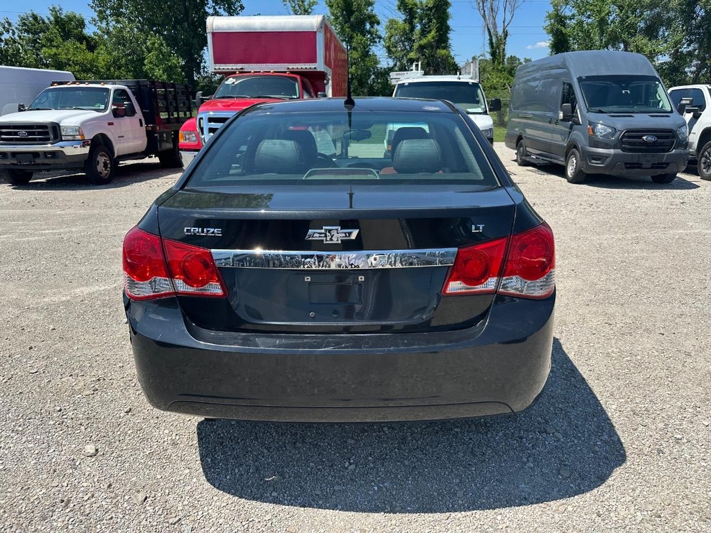 Chevrolet Cruze Vehicle Full-screen Gallery Image 20