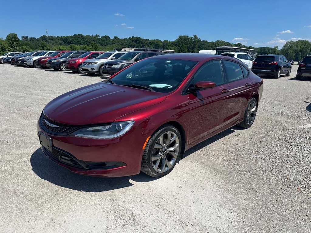 Chrysler 200 Vehicle Full-screen Gallery Image 7