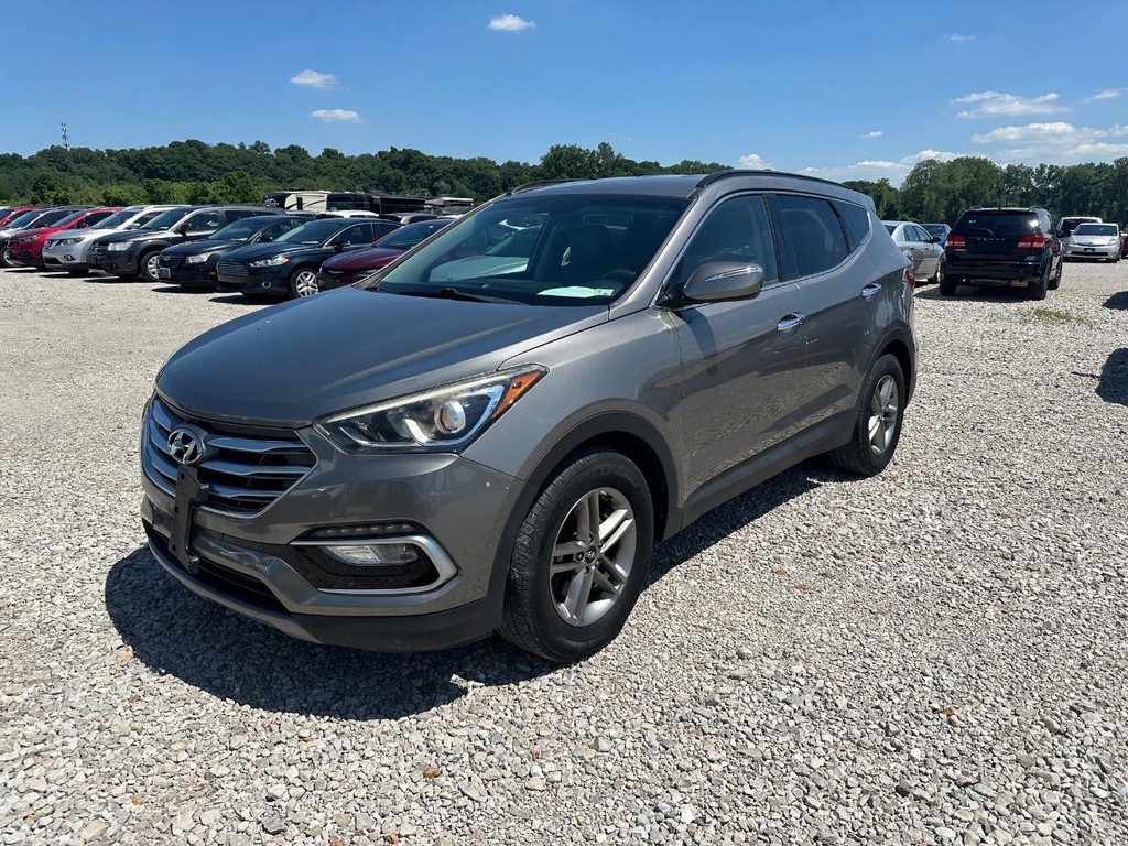 Hyundai Santa Fe Sport Vehicle Full-screen Gallery Image 11