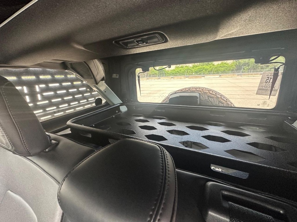 Ford Bronco Vehicle Full-screen Gallery Image 20