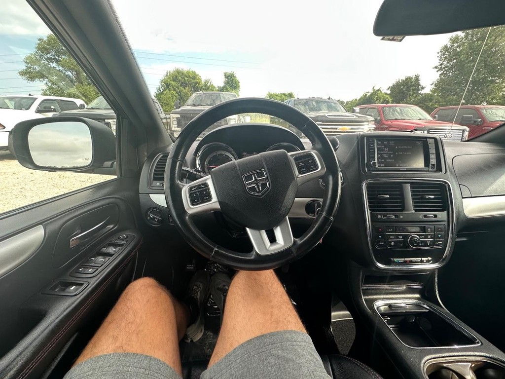 Dodge Grand Caravan Vehicle Full-screen Gallery Image 19